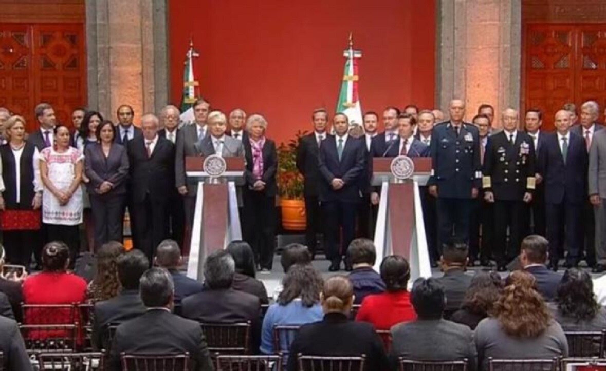 Cancelaré la reforma educativa, dice AMLO en reunión con Peña Nieto