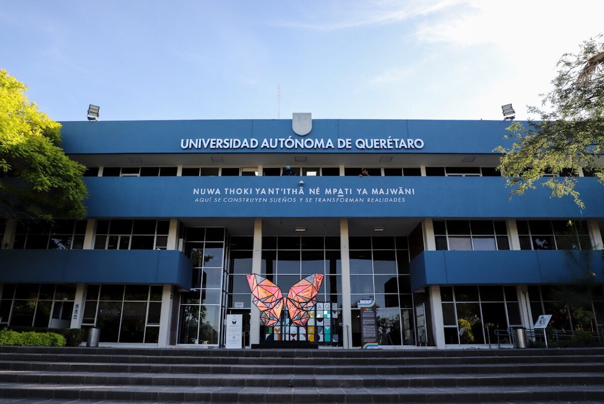 Por acciones contrarias a la moral y el respeto, separan a docente de la UAQ