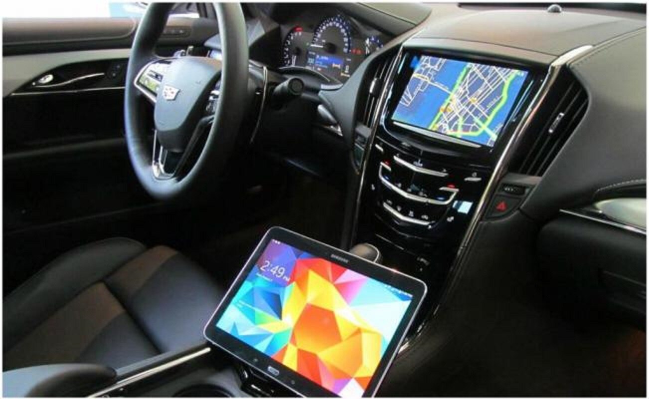 ¿Cómo puedo poner WiFi en mi coche?