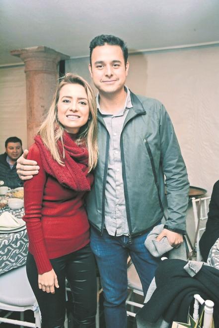 Rodrigo y Valeria ¡pisarán el altar!