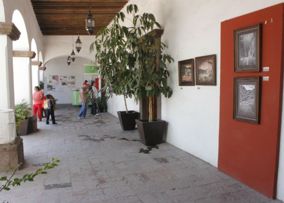 Presidencia de SJR sin computadoras ni papelería