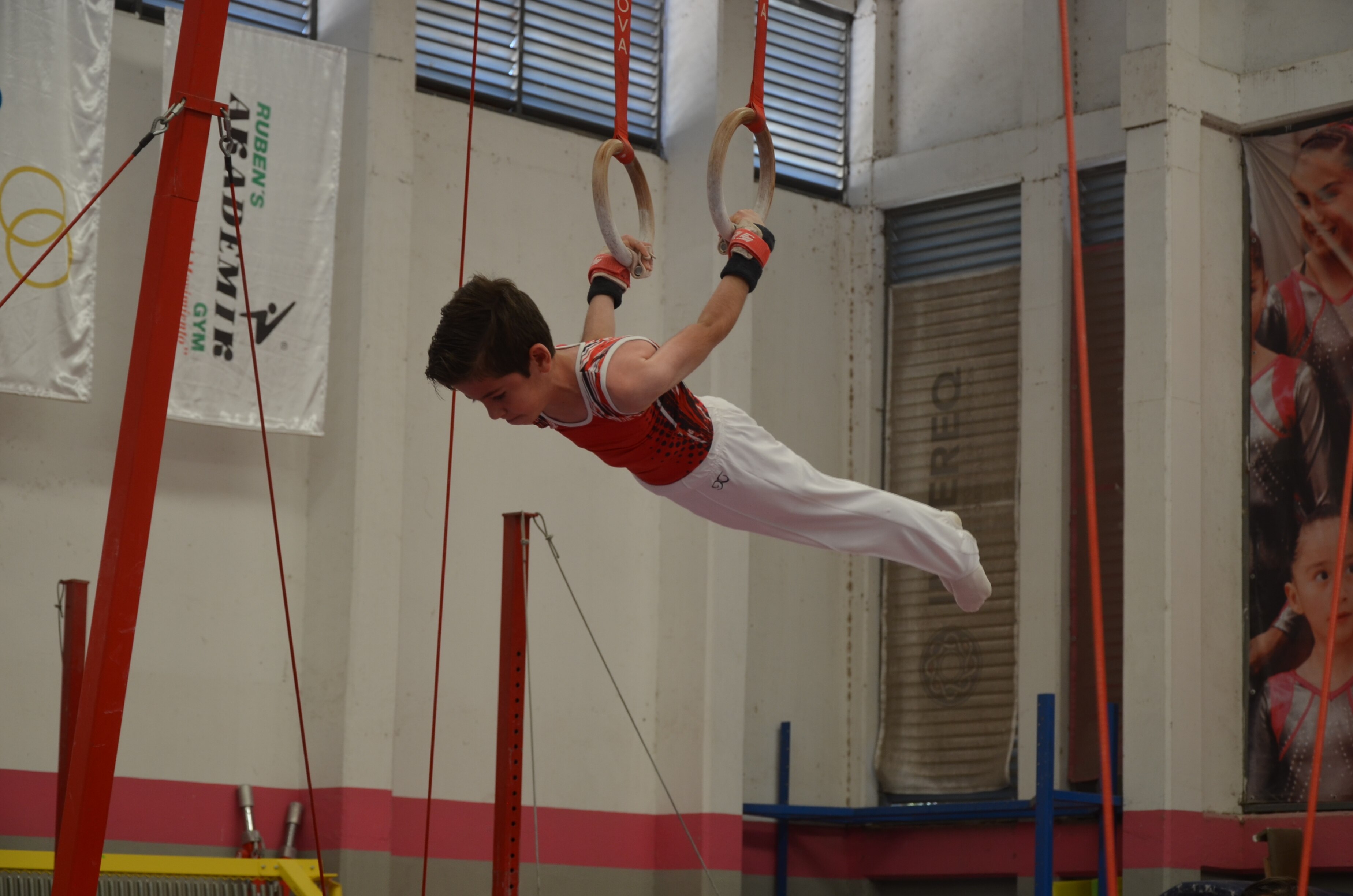 Gimnastas, con la mira en la ON