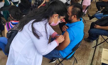 Tercera ola: avance de vacunación, insuficiente para frenar Covid-19 