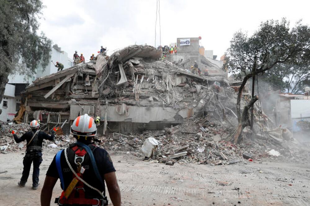 Con el Fonden y el Bono Catastrófico se tendrían 15 mil millones de pesos; aún habría un déficit de 14 mil millones para la reconstrucción (LUIS CORTÉS. EL UNIVERSAL)