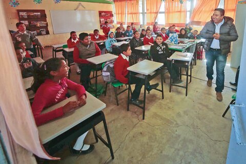 Buscan cambiar ante matemáticas