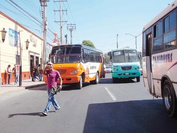 Empresas contratan a supervisores de ruta 