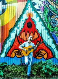 José Antonio, un “guitarrista azul”