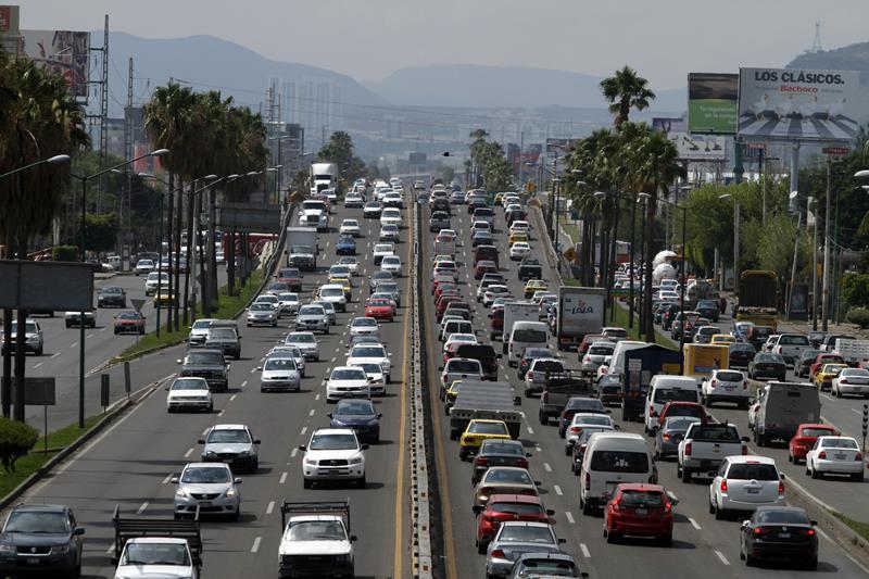Obras viales ocasionan tráfico en la capital 