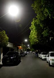 Inicia instalación de luminarias LED en colonias de la capital 