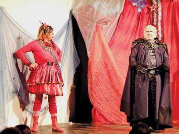 Develaron placa de Lunática Pastorela