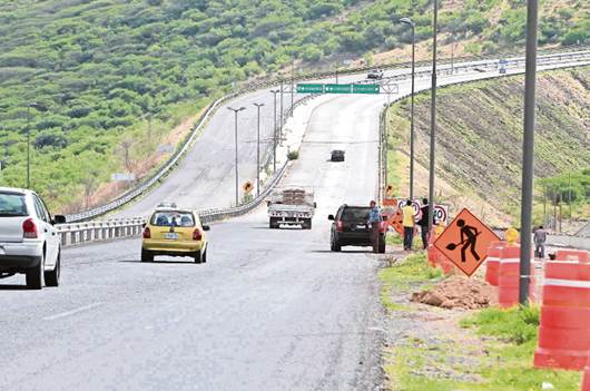 Fallas en anillo vial Fray Junípero Serra