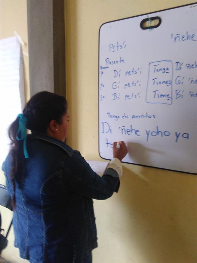 Lecciones de otomí en Boxazni