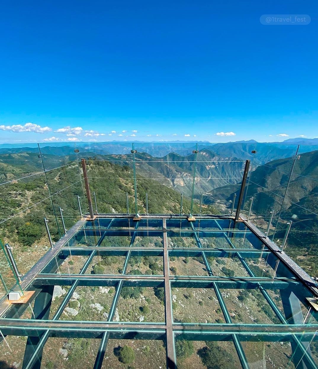 Mirador de cristal. Foto: @xaman_ adventures_