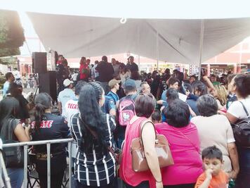 Gallos Blancos provoca tumultos