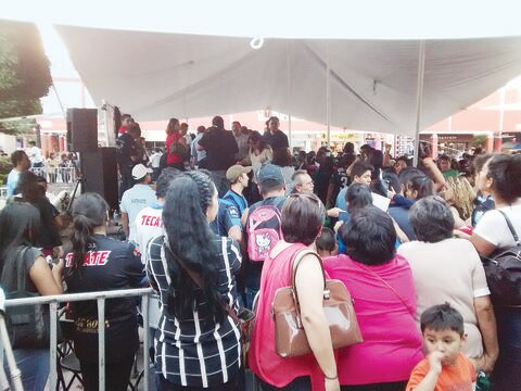 Gallos Blancos provoca tumultos