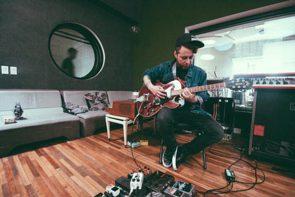 Esta noche, el intérprete presentará temas de El Futuro, su nuevo álbum, y tras la gira recorrerá EU y Europa. (CIRCUITO INDIO)