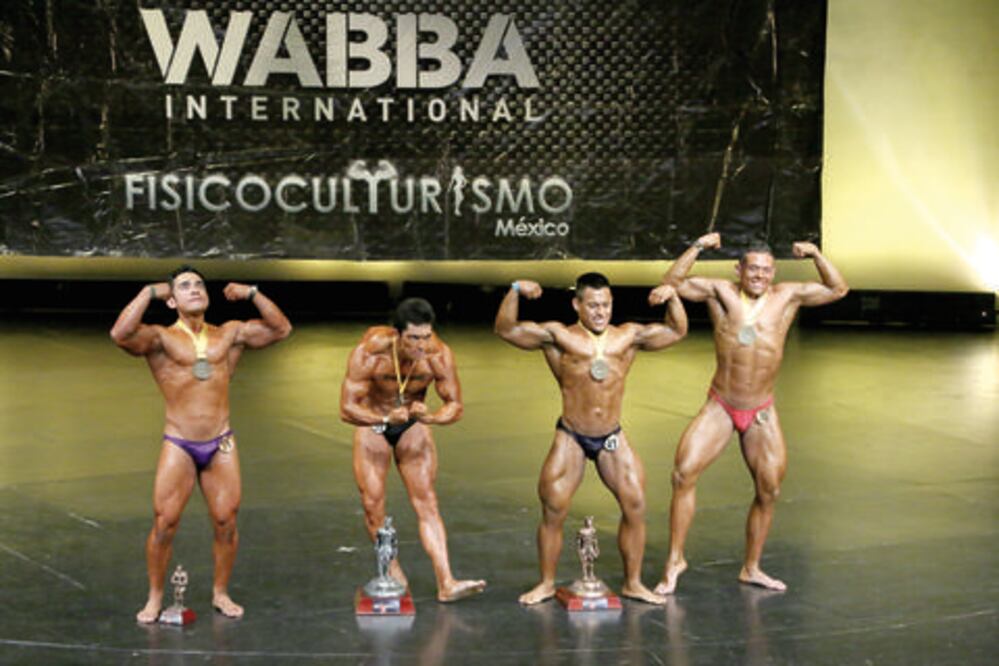 Paredes y Gallardo triunfan