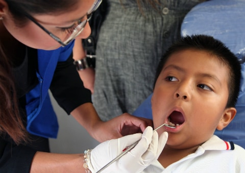 Campaña de salud bucal en Corregidora