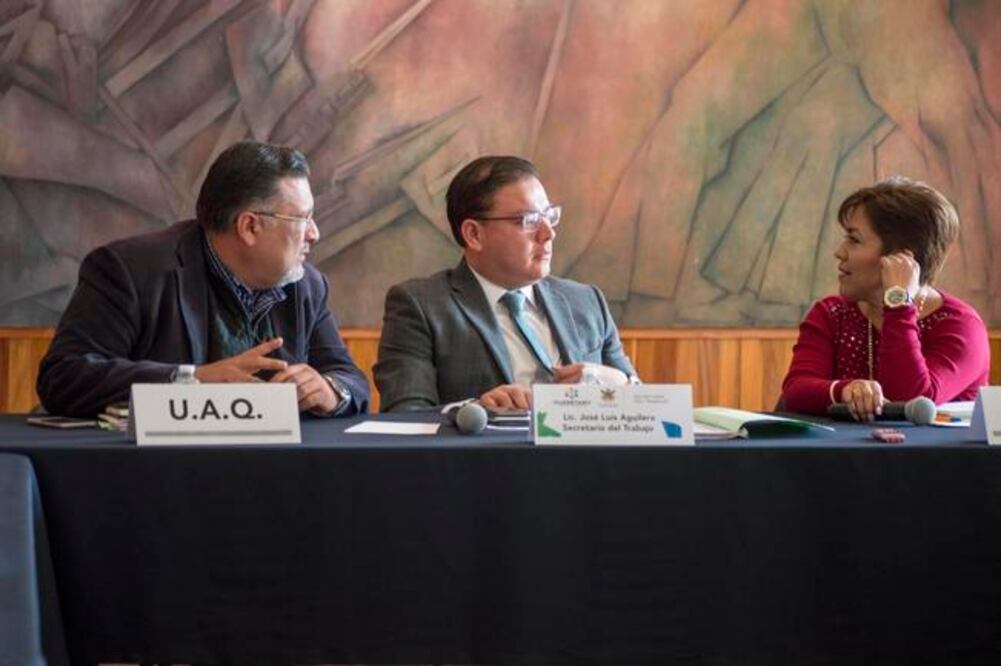El titular de la Secretaría del Trabajo estatal, José Luis Aguilera, confió en que habrá acuerdos positivos entre autoridades de la UAQ y los sindicatos, que llevarán a evitar una huelga. (OBTURE PRESS)