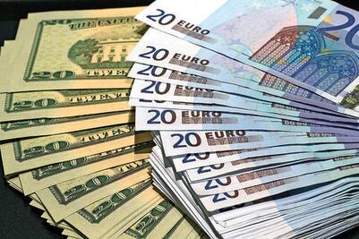 México coloca dos bonos a seis 