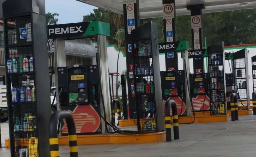 Gasolineras cierran por falta de combustible en Oaxaca; atribuyen problema a protesta magisterial. Foto: Edwin Hernández
