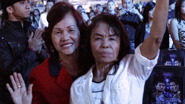 Madre de Pacquiao le pide se retire