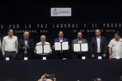 Firman acuerdo por la Paz Laboral y Progreso