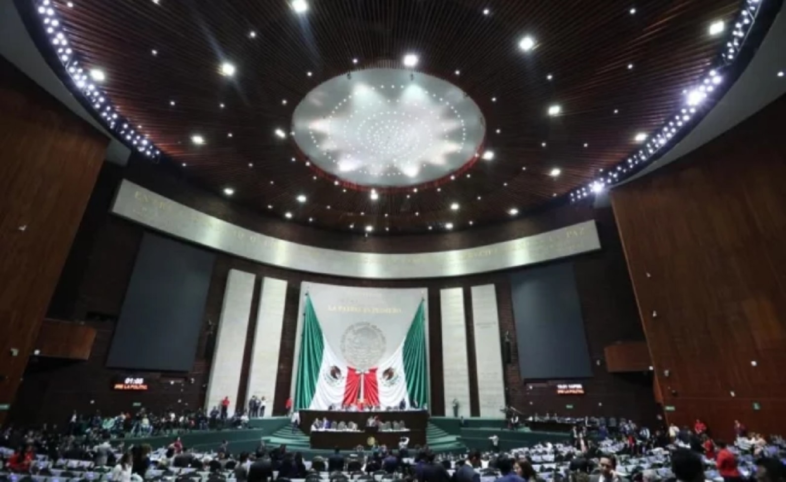 Posponen diputados dictaminación de Reforma Educativa