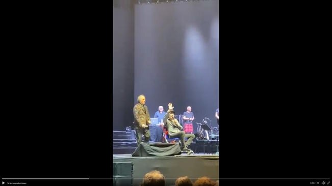 Sabina cumple años, cae, se levanta