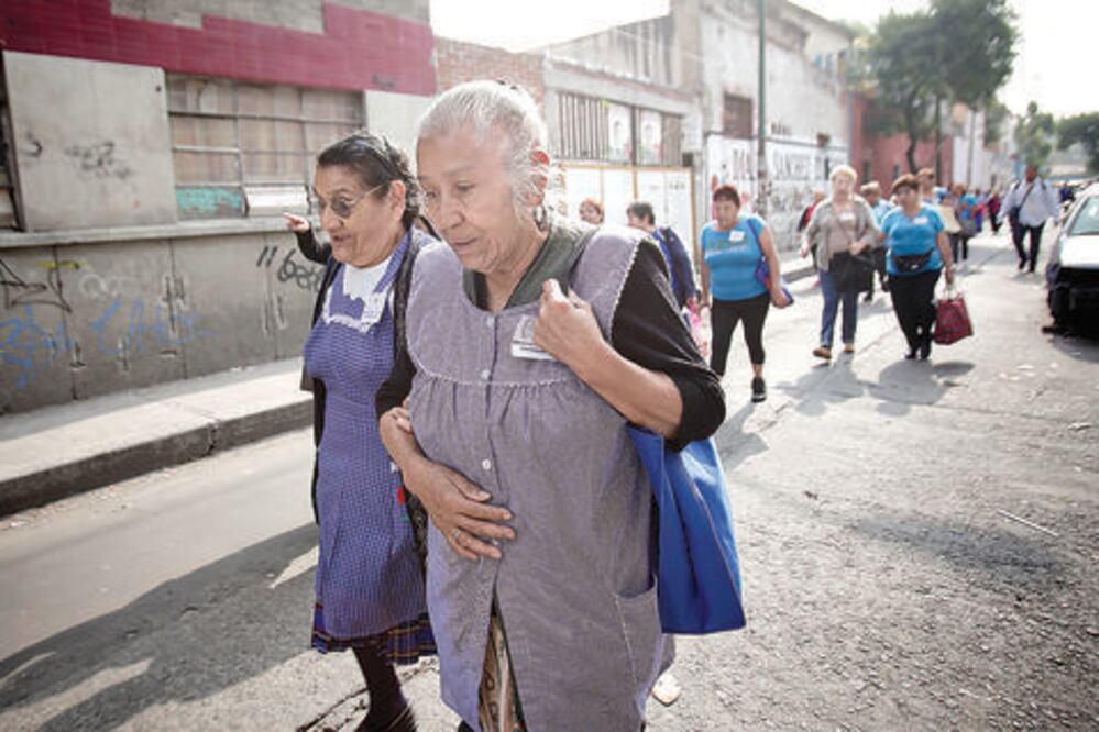 OCDE: México debe elevar la contribución para pensiones