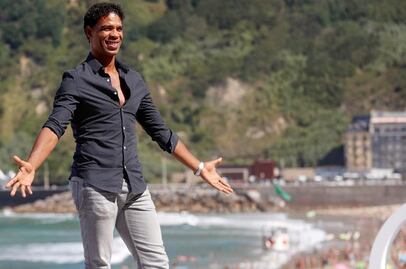 El bailarín que no quiso serlo exhibe Yuli en San Sebastián