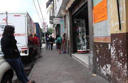 Clausuran 25 negocios en SJR