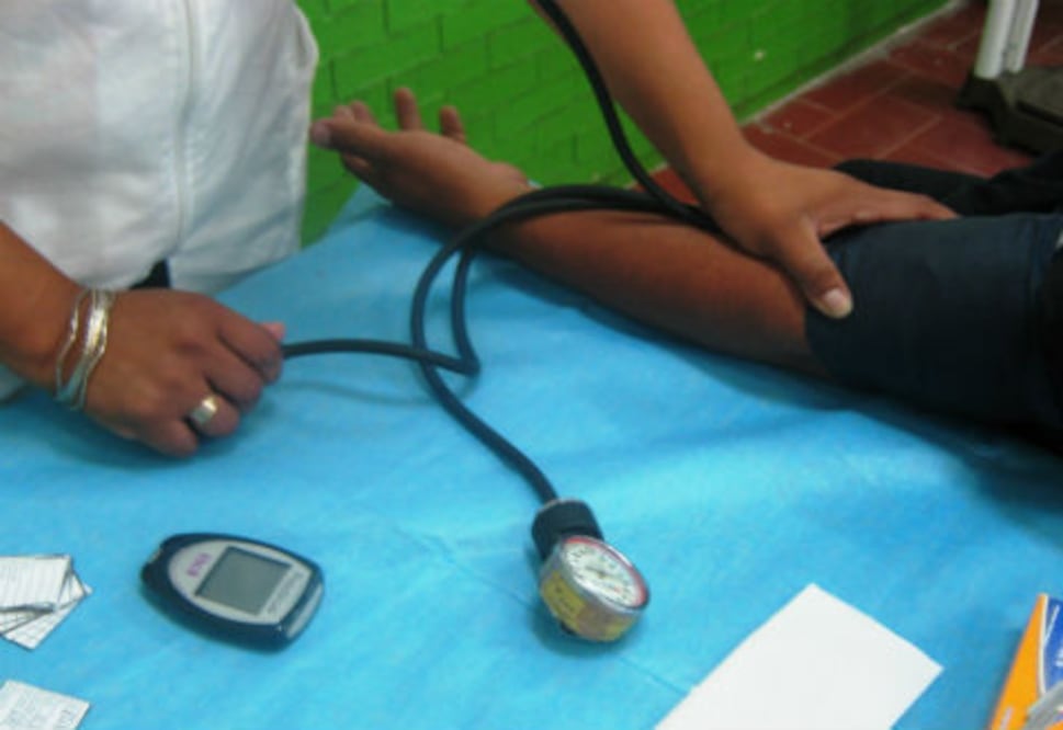 Oficiales se inscriben al Seguro Popular