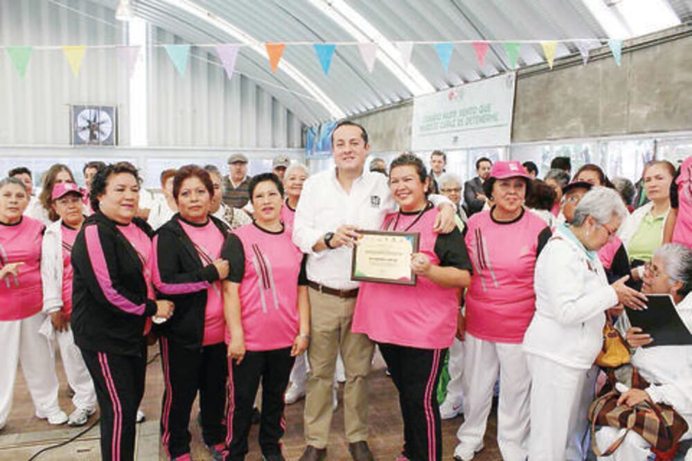 Reconocen al IMSS por apoyo en materia deportiva