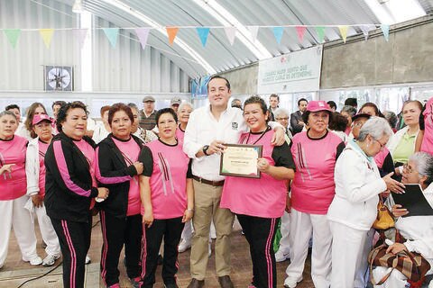 Reconocen al IMSS por apoyo en materia deportiva