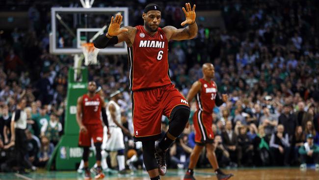 Miami mantiene racha de victorias