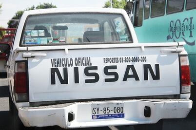 Subastan automóviles