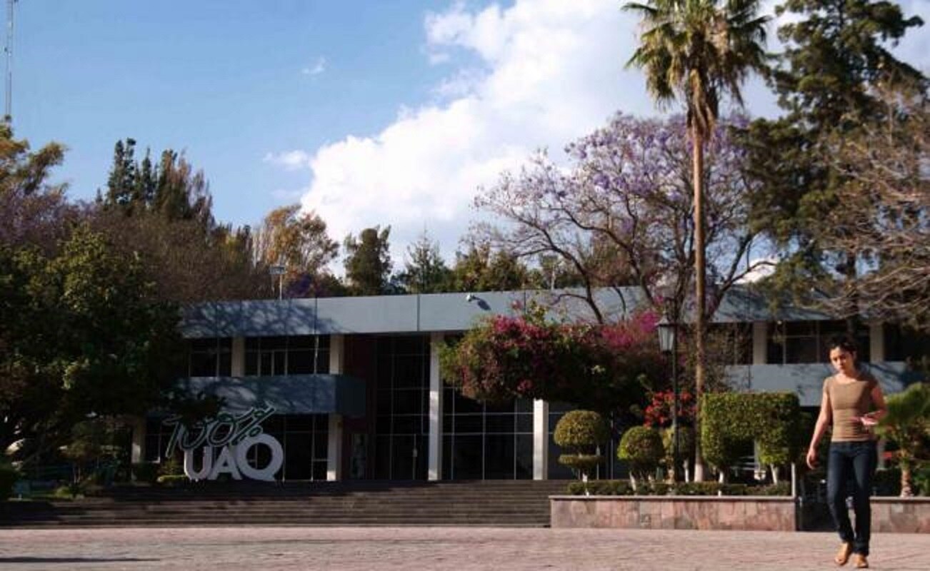 Gobernador entrega el Centro de Extensión e Innovación Regional a la UAQ