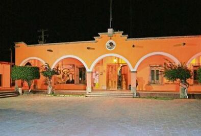 Abren universidad a distancia 