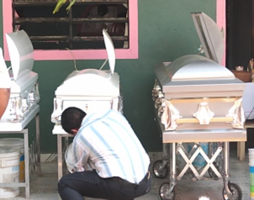 Indagan féretro abandonado en SJR