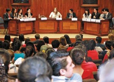  Inicia debate político