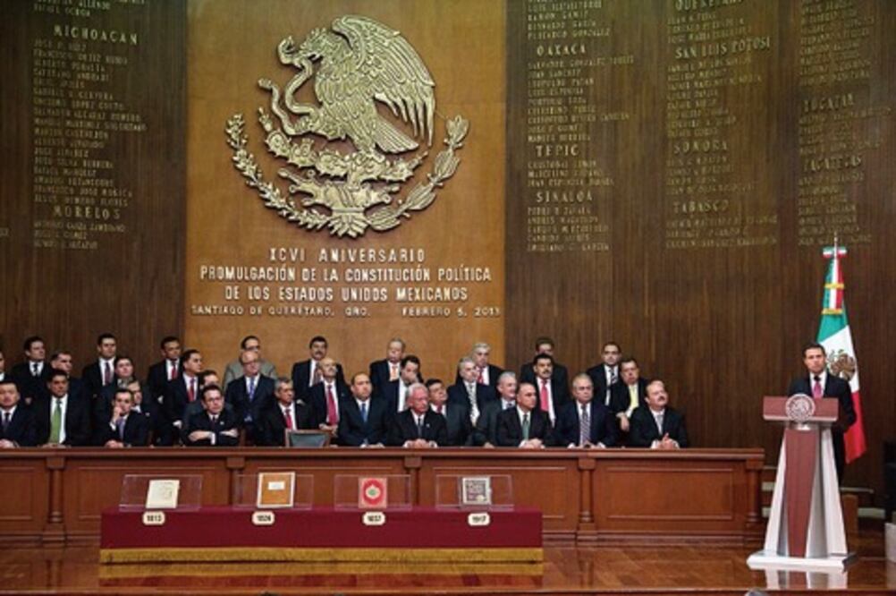 Inicia viaje constitucional