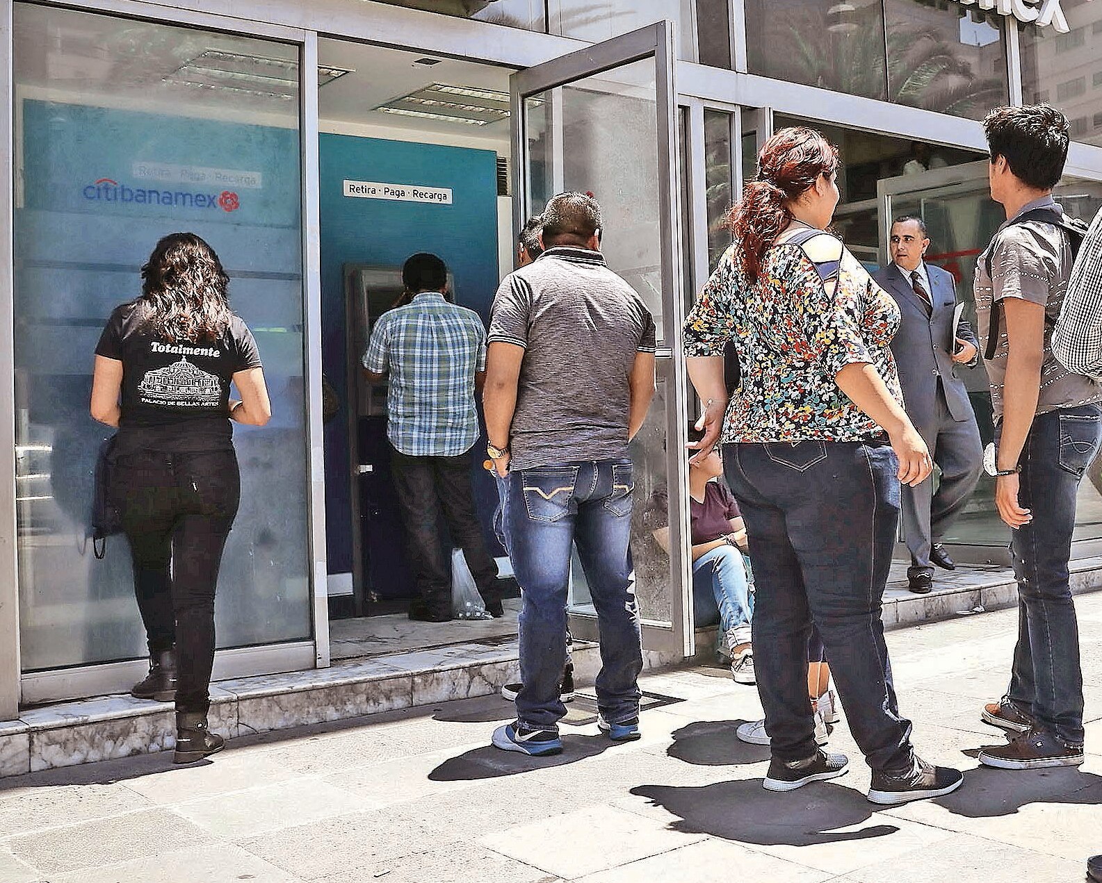 Coronavirus noquea las ganancias de los bancos