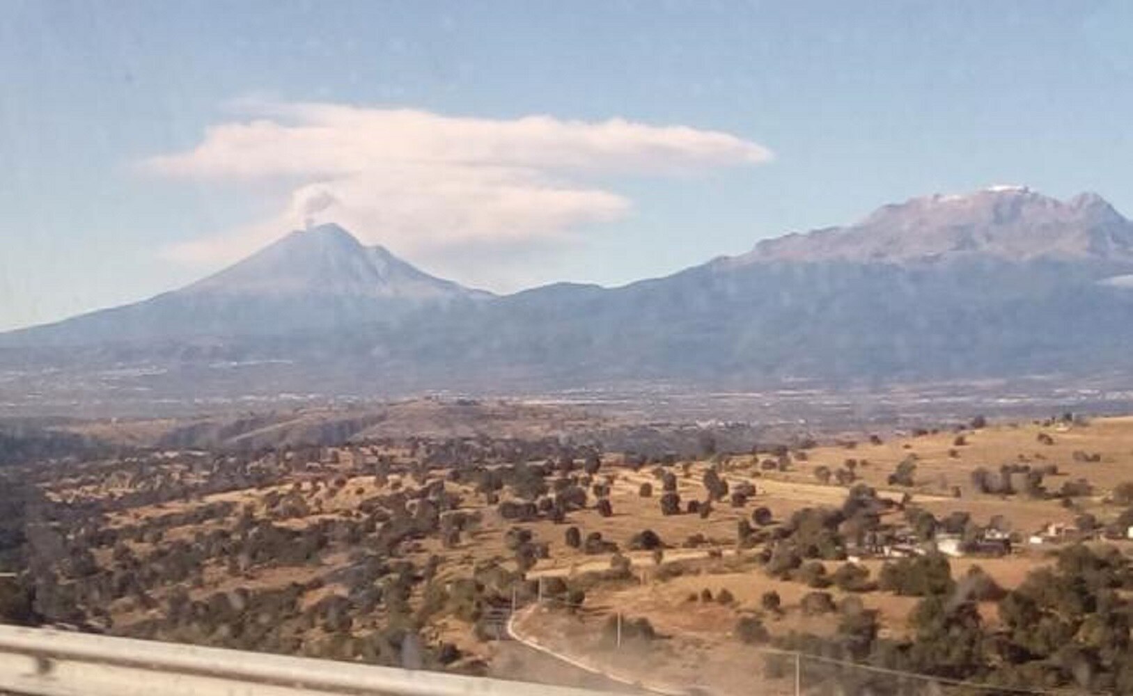 Asaltan a familia canadiense en la México-Puebla