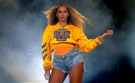 Lanzan colección de Beyoncé inspirada en su presentación de Coachella