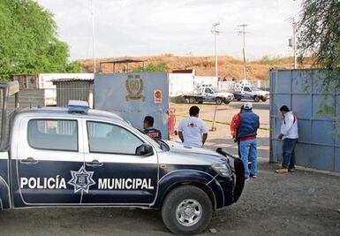  Quería llevarse un rollo de alambre