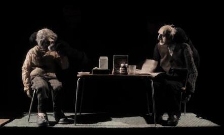 Marionetas vivientes cuentan historias