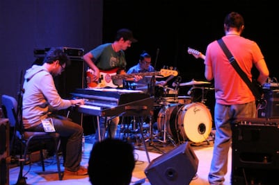 Filulas Juz, experimental 