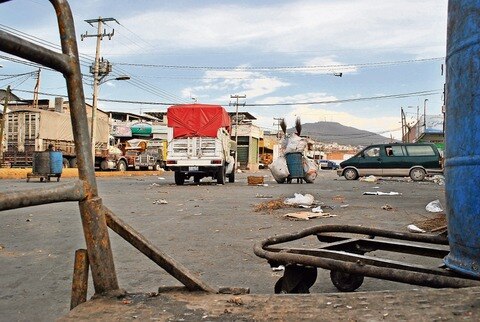 Reportan   falta de higiene  en mercados