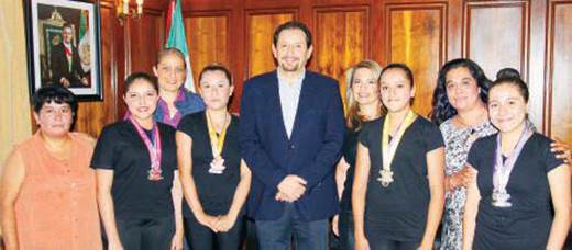 Impulsan a jóvenes talentos de la  danza